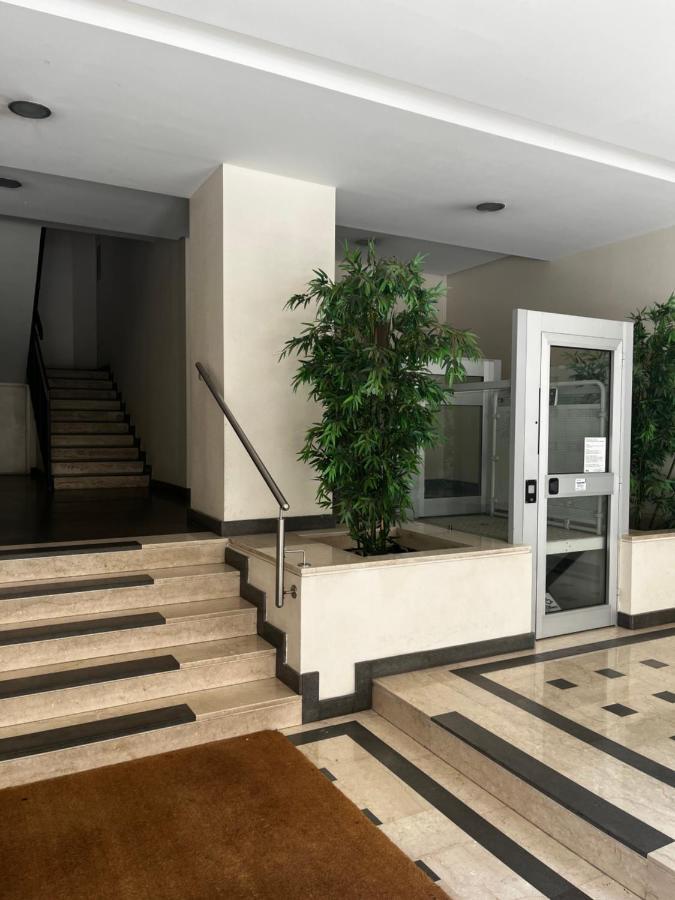 Central Apartment Bari Eksteriør bilde